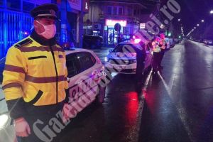 POLIȚIA ROMÂNĂ : Peste 1700 de persoane sancţionate în prima noapte pentru nerespectarea restricţionării circulaţiei