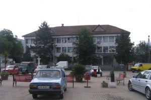 Este PANICĂ la Sebiş, unde un bărbat întors din Spania este suspect de îmbolnăvire cu noul coronavirus