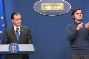 Pensionarii ar putea ieşi totuşi din case. Ce mesaj a transmis premierul Ludovic Orban