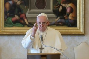 Papa Francisc îndeamnă toţi credincioşii din lume să spună, astăzi, ”Tatăl Nostru”