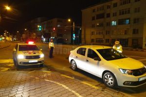 Unii suceveni ignoră în continuare prevederile ordonanţei militare. ...