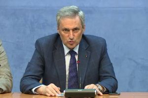 De miercuri sunt interzise deplasarile ziua, cu cateva exceptii. Persoanele peste 65 de ani au voie sa iasa din casa intre orele 11-13