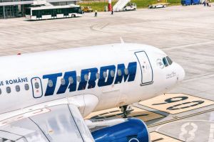 TAROM suspendă toate cursele interne