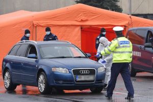 Coronavirus în Bihor: Peste 100 de persoane în carantină, peste 3300 de autoizolaţi, 15 amenzi