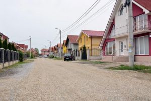 Viaţa merge înainte. Investiţie de 2,3 milioane lei într-un parc cu terenuri de sport în Cartierul Tineretului