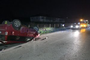 Ghinion! Șoferul care a produs accidentul de noaptea trecută de la Băiceni, sancţionat că a ieşit din casă fără motiv