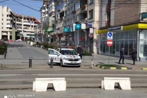 Poliţiştii au verificat om cu om, pe esplanada centrală din municipiul Suceava