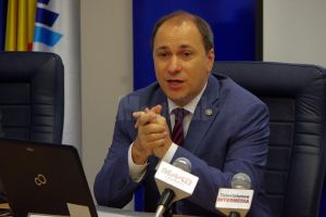 Linia de testare pentru COVID-19 are nevoie de consumabile, kituri de teste şi personal instruit