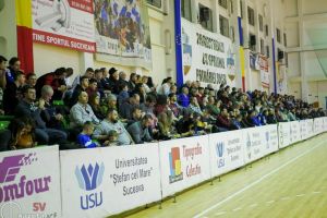 Adrian Chiruţ este de părere că ziua în care handbaliştii săi vor reveni în sală este ...