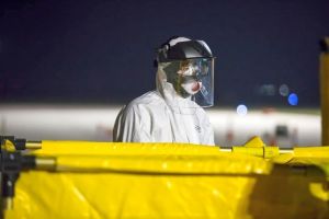 DSP Alba: 500 de viziere, sponsorizare de la firma Antel, vor fi distribuite către personalul medical, poliţişti şi jandarmi