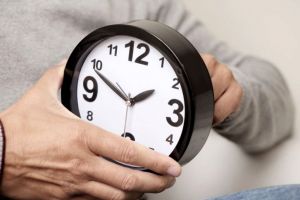 Trecem la ora de vara – Se întâmplă în weekend