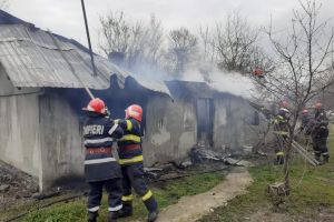Nouă incendii de locuinţe, înregistrate în ultimele două zile