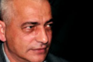 Politica şi administraţia românească, game over! Avem nevoie de un restart