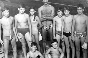 Idolul meu de-o viata“: Antrenorul emerit Octavian Tileaga, sosia“ de la Constanta a celebrului inotator Mark Spitz