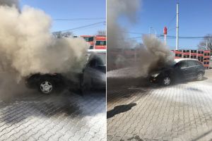 FOTO: Maşină făcută scrum la Mediaş – Șoferiţa a suferit un atac de panică