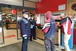 Verificări la cele 1.458 de persoane izolate la domiciliu în Harghita. O persoană a fost depistată că nu respectă regimul izolării