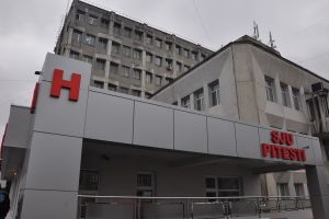 BECALI A DONAT BANI PENTRU SPITALUL JUDEŢEAN