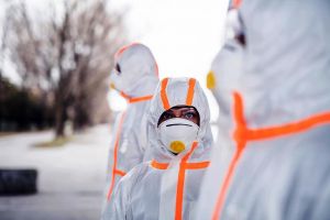 1.380 de combinezoane şi 30 de litri de dezinfectant au ajuns în Vrancea | Echipamentele de protecţie vor fi distribuite către personalul UPU Focşani, ISU şi SAJ Vrancea