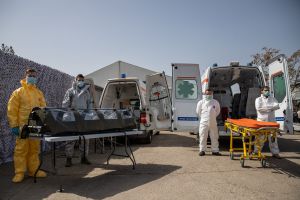 FOTO. Guvernul a achiziţionat primul lot de izolete româneşti pentru bolnavii cu noul COVID-19