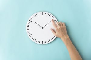 Trecem la ora de vară 2020. Ceasurile se vor da înainte cu o oră