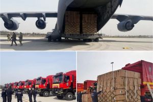 Un nou lot de echipamente de protecţie, preluat de la Otopeni de pompierii militari