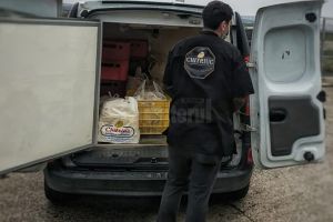 Brânzeturi donate pacienţilor Spitalului Judeţean Suceava de către Compania Chitriuc
