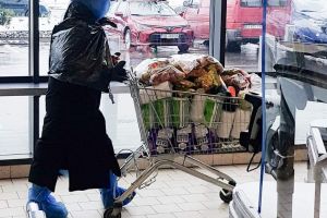 Haz de necaz – Cealaltă faţă a coronavirusului – Meme-uri si glume
