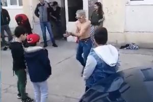 VIDEO Nu se tem de coronavirus! Într-un cartier din Botoşani a fost petrecere serioasă în faţa blocului