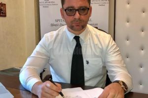 Managerul Spitalului Rădăuţi cheamă la serviciu toate cadrele medicale care au fost testate ...