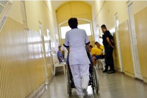 Senatoarea USR Ramona Dinu cere Ministerului Sanatatii informatii despre situatia medicilor din Constanta lasati cu mainile goale in fata COVID-19