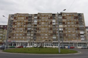 VIDEO – Sibienii care locuiesc la bloc trebuie să primească dezinfectanţi