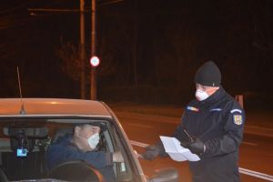 Ordonanţa militară 4: amenzi mai mari pentru cei care nu pot justifica prezenţa pe străzi, restricţii mai puţine pentru persoanele de peste 65 de ani