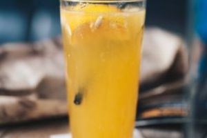 BOMBĂ de chimicale într-un pahar! NU mai beţi acest tip de SUC