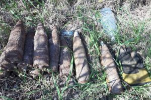 ISU Crişana: 11 proiectile de artilerie găsite în comuna Cetariu