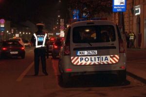 La miezul nopţii, patru bărbaţi din Ciucsângeorgiu au pornit la Miercurea Ciuc să cumpere bere. Șoferul era deja beat