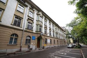 Ședinţă la Consiliul Local – Primăria dă bani mai mulţi pentru Spitalul de Pediatrie