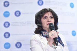 Anisie către profesori: Am încredere în măiestria dumneavoastră de a crea contexte educaţionale prin orice mijloace de comunicare