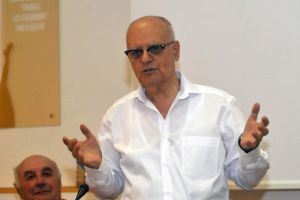 Corneliu Costinescu: „Neapărat trebuie să organizăm „«Gala FCM Bacău- 70 de ani»”