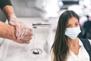 Anosmia, simptomul COVID-19 care apare la tineri