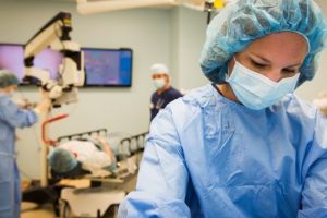 Situaţie dramatică la Spitalul de Urgenţă Arad. Zeci de cadre medicale ar putea fi infectate cu coronavirus