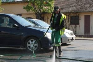 Străzile din Timişoara vor fi dezinfectate cu o tehnologie spectaculoasă, când vin substanţele. Robu nu poate să spună