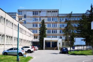 Centrele de dializă Braşov şi Făgăraş şi spitalul din Făgăraş, unităţi de suport pentru pacienţii coronavirus