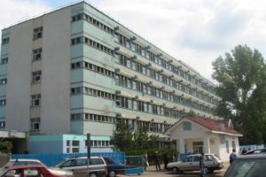 Materialele de protecţie şi dezinfectanţii stau sub pază la Spitalul Judeţean
