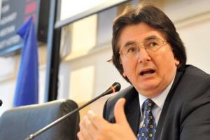 Robu, despre medicii care demisionează de teama coronavirusului: Nu e vina lor, sunt mai slabi de înger