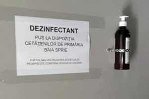 În Baia Sprie se montează dozatoare cu dezinfectant în fiecare scară de bloc