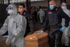 Culmea pandemiei de coronavirus în Italia. În primele trei luni din 2019 au murit MAI MULŢI oameni decât în aceeaşi perioadă din 2020