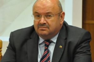 Ion Mânzână: „Plafonarea preţului la utilităţi nu este suficientă”