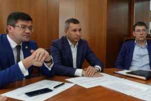 Urgentarea investiţiilor hidrografice, în atenţia Administraţiei Naţionale „Apele Române”