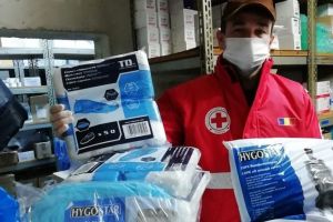FOTO. Crucea Roşie Satu Mare a achiziţionat echipamente de protecţie pentru Spitalul Judeţean