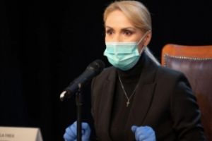 Gabriela Firea şi Adrian Streinu-Cercel nu cedează: Testarea bucureştenilor se va face!